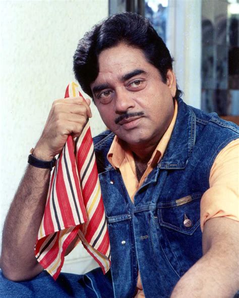 Shatrughan Sinha Biography, Age, Height, Weight, Affairs, Wife & More