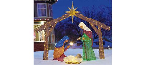 10 Outdoor Lighted Nativity Scenes (2020 Reviews) - StrikeAd