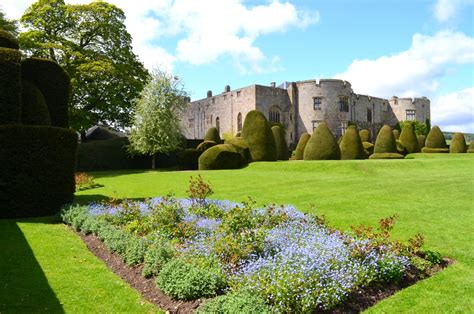 CHIRK CASTLE - North East Wales