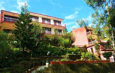 12 Best Hotels In Ranikhet To Stay On A Fun Vacation