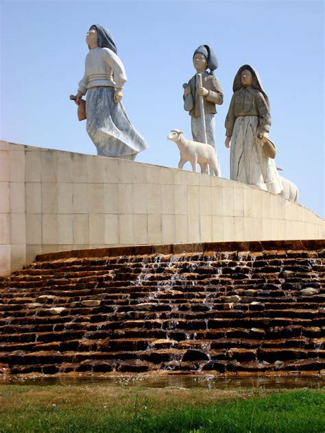 Children Experienced Marian Apparition in Fátima, Portugal - Encircle ...