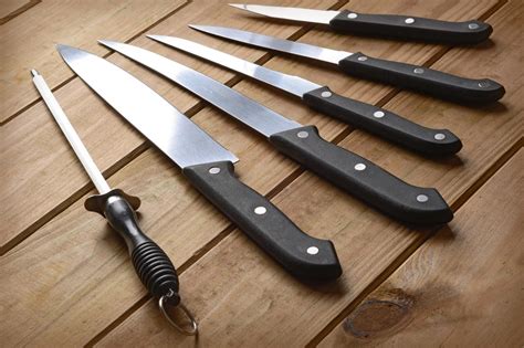 7 best kitchen knives, according to top chefs | Kitchen knife storage ...