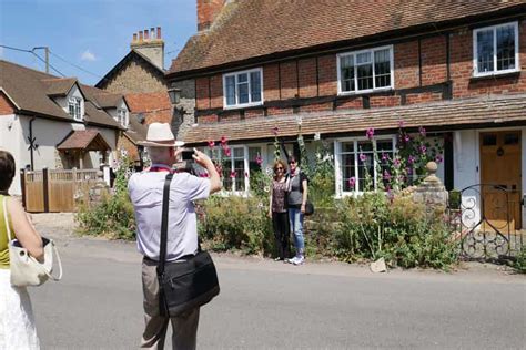 Day-Tour of the Midsomer Murders Locations | GetYourGuide