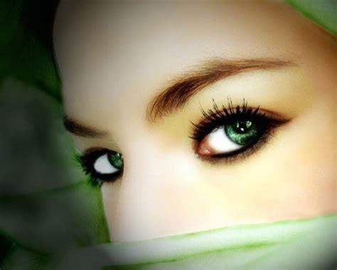 Beautiful Eyes In Hijab - 500x400 - Download HD Wallpaper - WallpaperTip