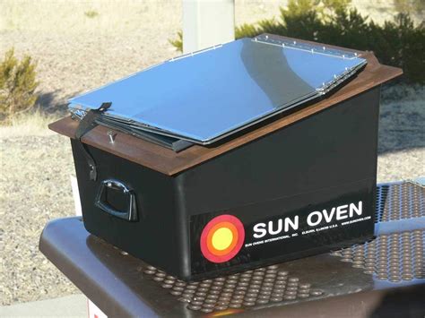 Cook Anywhere, Anytime with the Ultra-portable, Solar-powered Sun Oven — Summit Zero