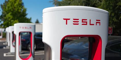 Tesla Will Open Up 7,500 Charging Stations to All EVs | Hypebeast