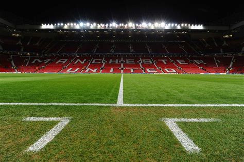 Manchester United - Stadium Tour for 2 - Travelserv.my