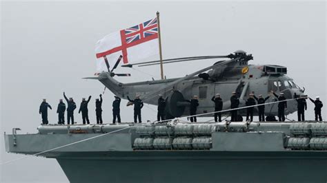 UK leaves aircraft carrier nations club – Channel 4 News