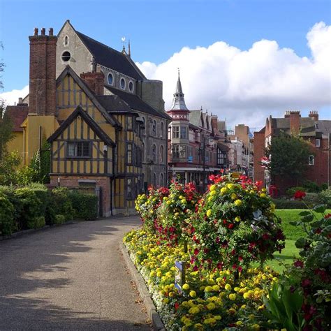 Gardens of Shrewsbury Castle | Shrewsbury castle, Shrewsbury, British ...