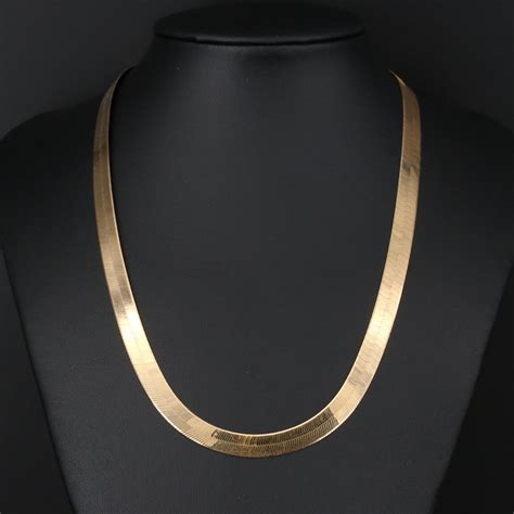 14K Gold Herringbone Chain Necklace | EBTH