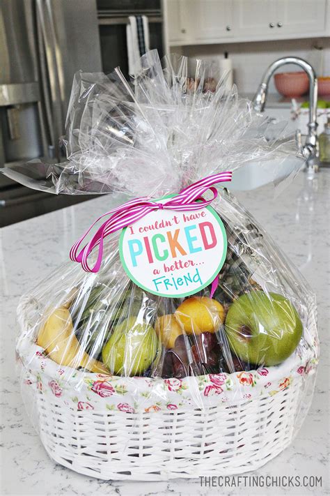 Fruit Basket Gift Idea with Free Printable Tag - The Crafting Chicks