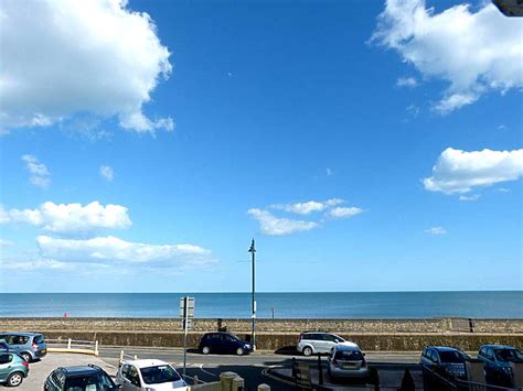 Top Beachfront Hotels in Exmouth, United Kingdom | NEAR-BEACH-HOTELS.COM