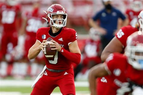 Fresno State's Jake Haener settling in as starting QB