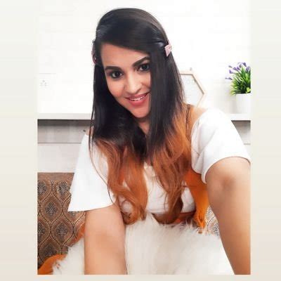 Prerna malhan on Twitter: "Happy New Year guys!! 🥰" / Twitter