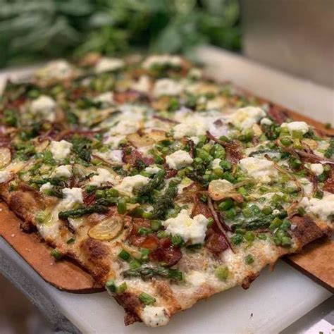 Triple Beam Pizza: Los Angeles, CA - Thrillist