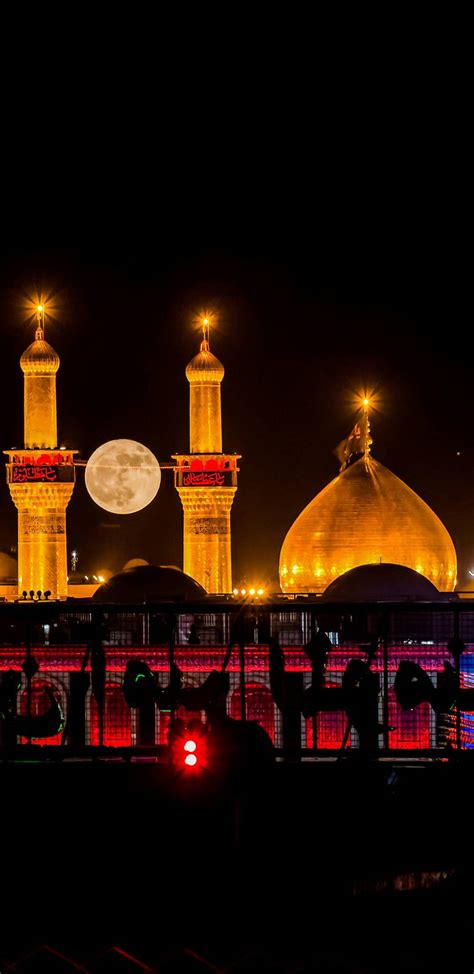 Download Madina Full Hd Full Moon Wallpaper | Wallpapers.com