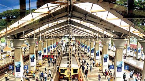 Platforms in Navi Mumbai passenger-friendly: Central railways