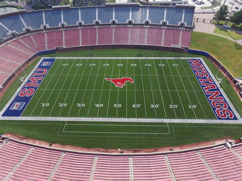 SMU Gerald J. Ford Stadium - Paragon Sports Constructors