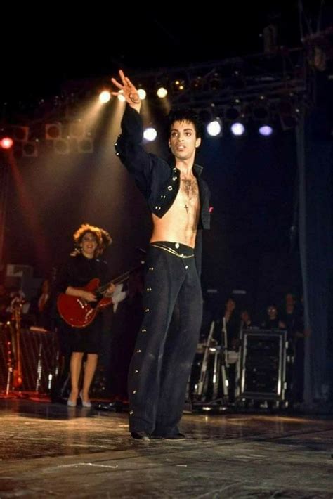 Pin by Marilyn on starfish | The artist prince, Prince rogers nelson ...