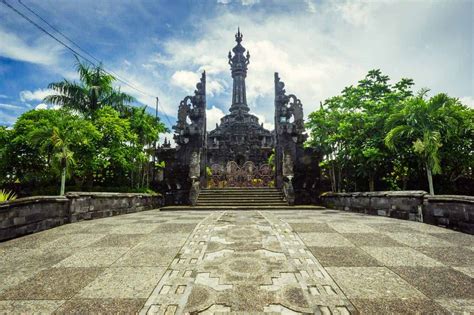 Denpasar Accommodation - Cheap Bali Hotels, 5-star Villas & Resorts