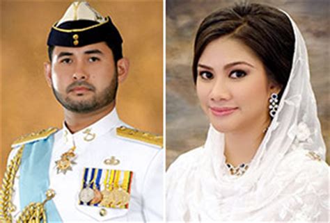 Tunku Mahkota of Johor weds Khaleeda | Astro Awani