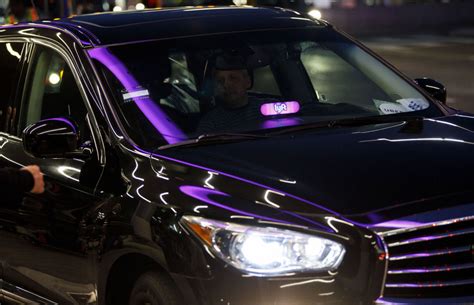 Lyft lays out financial risks associated with reclassifying drivers ...