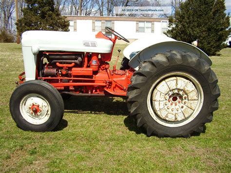 Ford 800 tractor specification