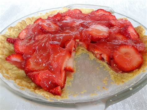 As Good As Gluten: Strawberry Glaze Pie