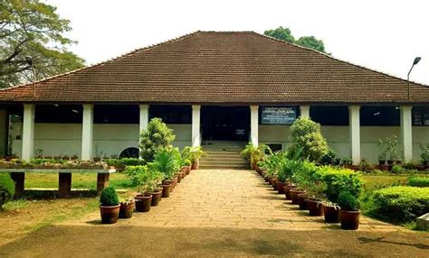 Pazhassi Raja Museum & Art Gallery - Trip2kerala