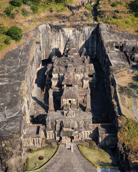 Kailasa Temple !! Made from a single rock [Kailasa temple, Ellora ...