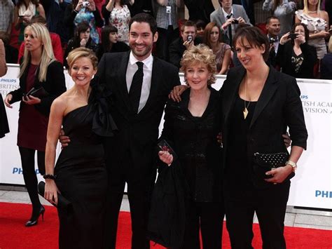 Miranda cast to reunite for celebratory 10-year anniversary show | Express & Star