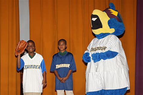 Trenton Thunder Mascot Visits Ivy Hill Elementary School Students to ...