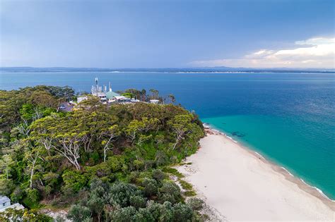 Nelson Bay Lighthouse (68724), photo, photograph, image | R a Stanley Landscape Photography Prints