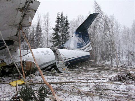 Wreckage Of A Plane That Crashed In Canada And Everyone Survived (Photos) - Travel - Nigeria