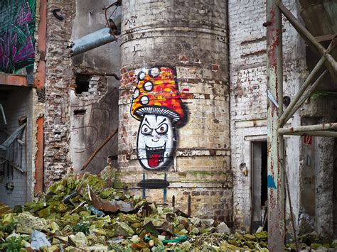 Abandoned Building Full of Graffiti · Free Stock Photo