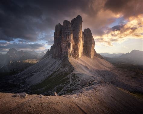 "The Guardians of Light" The Tre Cime di Lavaredo at Sunset Sexten Dolomites Italy [OC] [20 ...