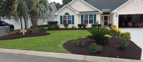 Advantages to Using Rubber Mulch for Landscaping