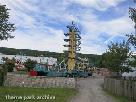 Toboggan at Lakemont Park | Theme Park Archive