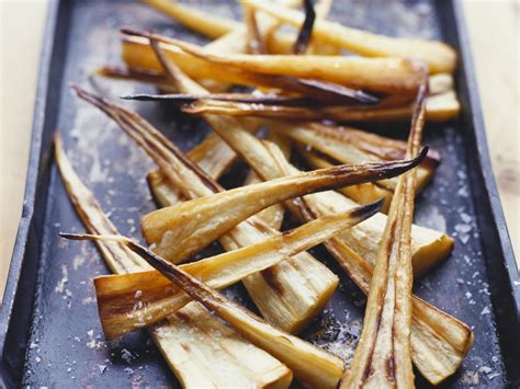 Roast Parsnips Recipe | EatSmarter