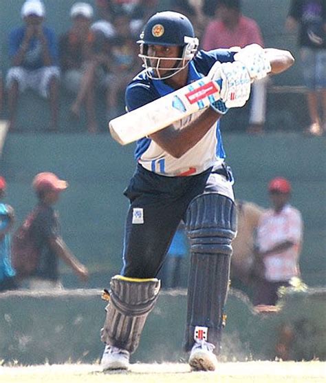 Angelo Mathews drives during his unbeaten 51 | ESPNcricinfo.com