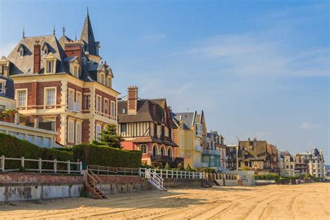 10 TOP Hotels in Deauville → Options for All Budgets