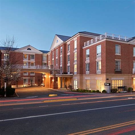 UVA Area Hotels in Charlottesville