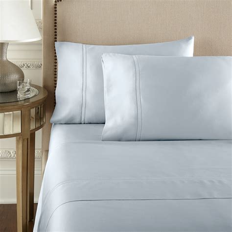 Egyptian Cotton Sheets Vs. Bamboo Sheets