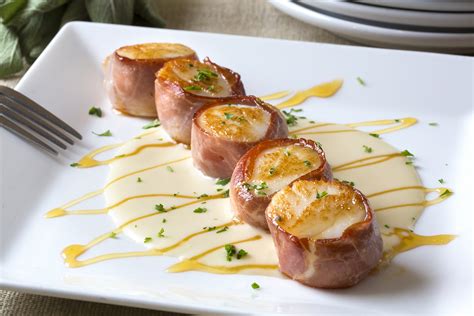 Prosciutto Wrapped Scallops - Harry's Restaurant