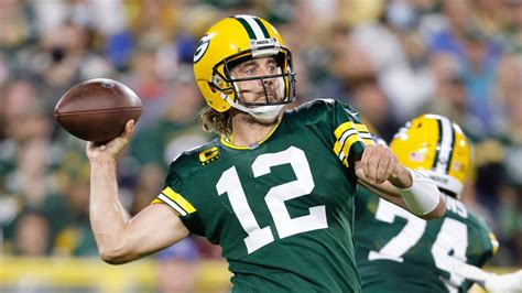 NFL Week Two Stats: Aaron Rodgers throws 450th TD pass, NFL comebacks ...