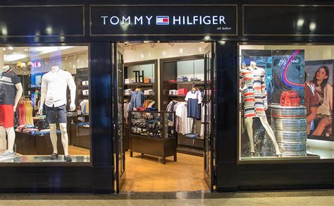 Tommy Hilfiger, Andheri - Unisex Wear - Infiniti Mall - Shopping Mall ...