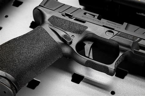 First Look: Springfield Armory Echelon 9mm By: Jeremy Tremp - Global ...