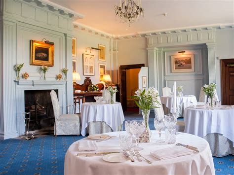 Llangoed Hall Hotel in Mid Wales and Brecon : Luxury Hotel Breaks in the UK