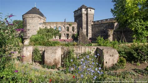 Germany's pioneer 'edible city' on the Rhine – DW – 09/02/2022