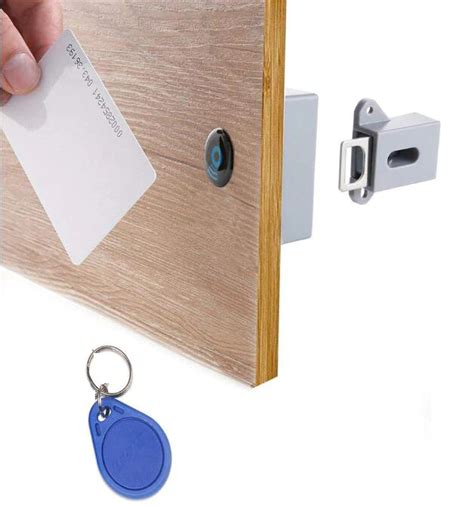 Electric Cabinet Lock | Property Room